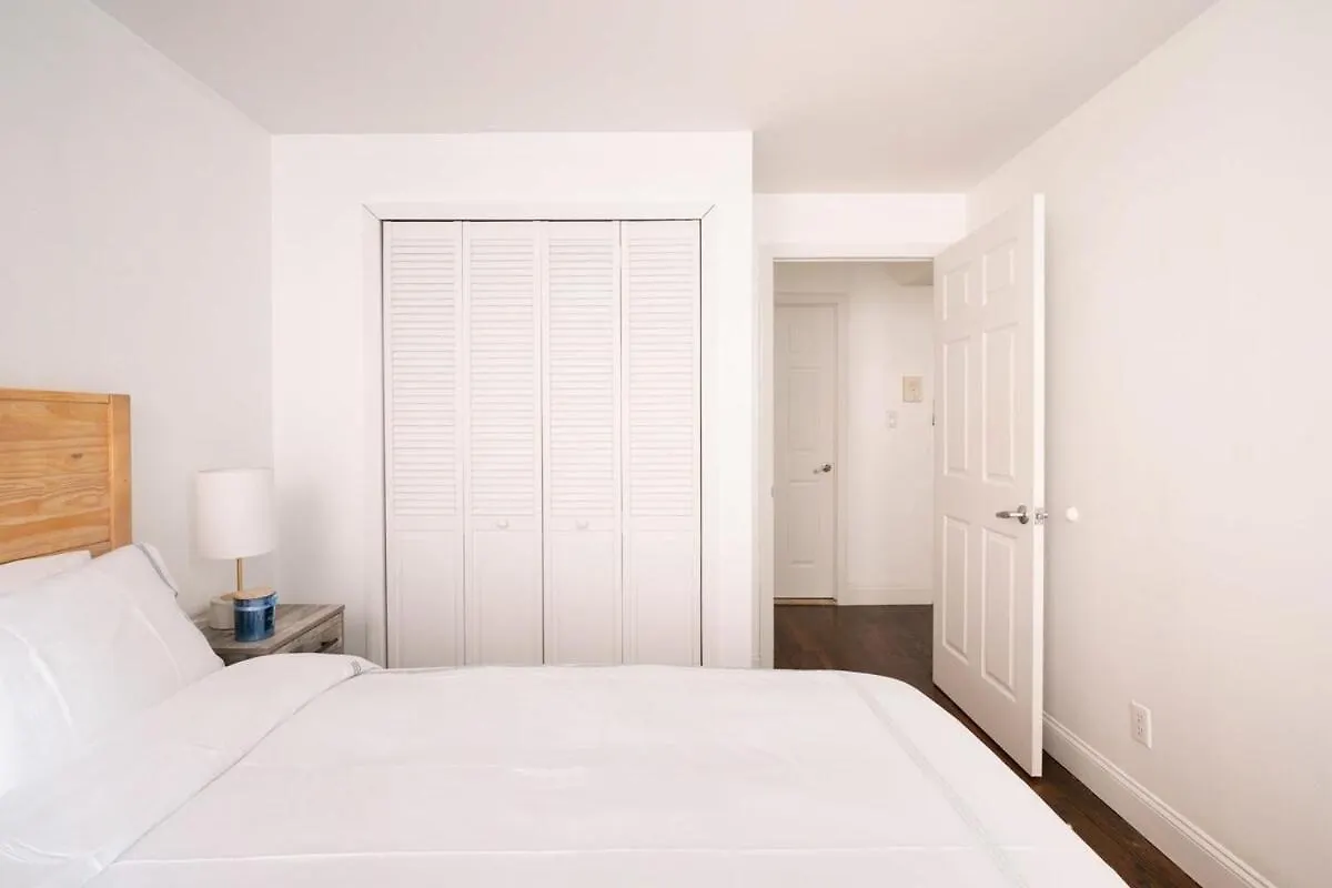 Apartment 1435-3 3 Bedrooms 2Bath W&D Prime Upper East New York United States